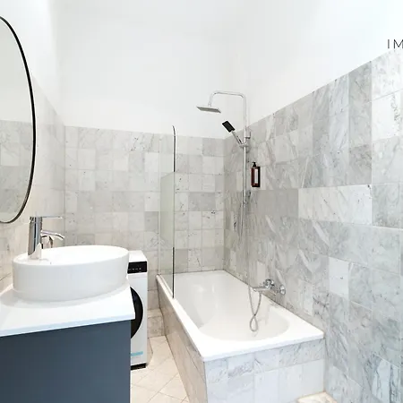 Apartment Comfort Nahe Zentrum 11 *